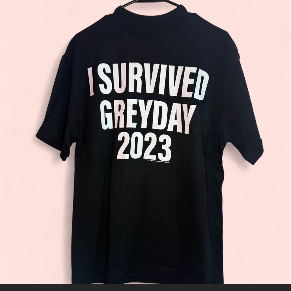 G59 “I survived greyday 2023 size medium